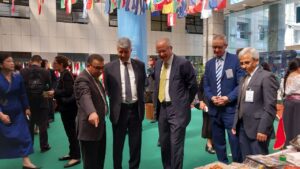 شارك وزير الفلاحة و الصيد البحري و التنمية القروسة و المياه و الغابات، يوم الاثنين 22 ماي 2023 بروما - إيطاليا، ضمن فعاليات حفل تسليم شهادات تصنيف المواقع كنظم للتراث الزراعي العالمي ذات الأهمية العالمية