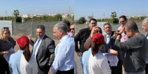 توقيف شخص من ذوي السوابق القضائية في حالة تلبس بارتكاب سرقة تحت التهديد  بالسلاح الأبيض وتحريض كلب من فصيلة خطيرة.