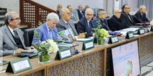 مأساة إنسانية: حريق يلتهم مخيمًا للمهاجرين ويُودي بحياة أم وابنتها